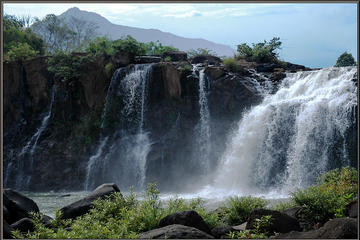 Pakse - Tadfane - Boloven Plateau - Tadlo - Tad Phasouam - Pakse or VV (2 D 1 N)