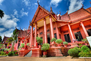 Private Half Day Phnom Penh City Tour with Lunch