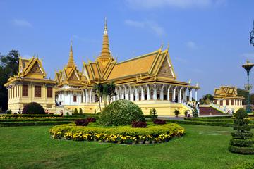 Private One Day Phnom Penh City Tour Including Lunch and Dinner