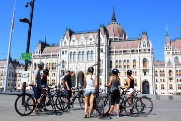 Private Budapest E-Bike Tour with Coffee Stop