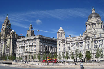 2-Day Tour of Liverpool and Manchester from Cambridge