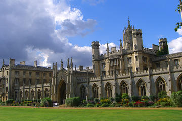 Cambridge Tour from London Including a Walking Tour