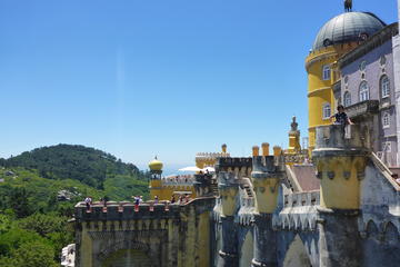 Sintra World Heritage and Cascais Deluxe Tour