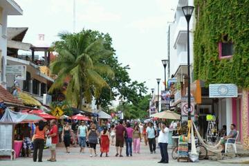 Playa del Carmen-Quinta Avenida Charming Evening from Cancun