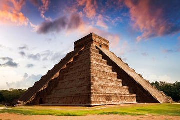 Special Spring Equinox Chichen Itza Tour from Cancun