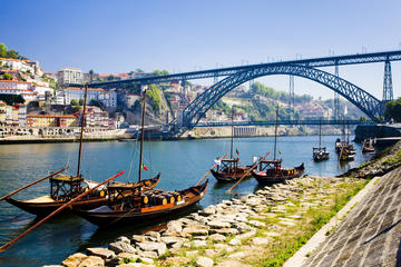 Porto Private Full Day Sightseeing Tour from Lisbon
