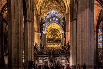 Essential Monumental Guided Tour in Seville