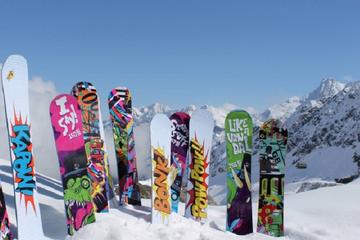 Day Trip Winter Park Premium Snowboard Rental Including Delivery near Winter Park, Colorado 