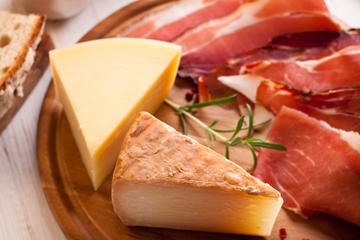 Taste of Italy Food Tour to Chianti and Umbria from Rome