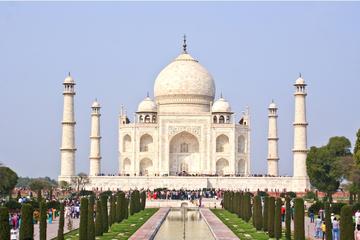 Private Tour: Taj Mahal Day Trip from Delhi