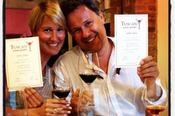 2-hour Tuscan Wine Tasting Workshop in Siena