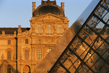 Private Louvre Museum Tour with Hotel Pickup