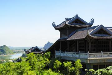 Full day Bai Dinh pagoda and Trang An grottoes in Ninh Binh