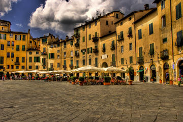 Private Tour: Lucca and Pisa with Typical Pastry Tasting and Optional Lunch