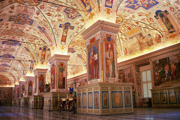 Small-Group Tour: Vatican Museums, Sistine Chapel, and St. Peter's Basilica with Skip-the-Line Access