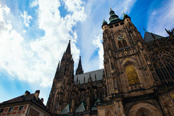 2.5-Hour Private Walking Tour: Prague Castle and Local Neighborhoods