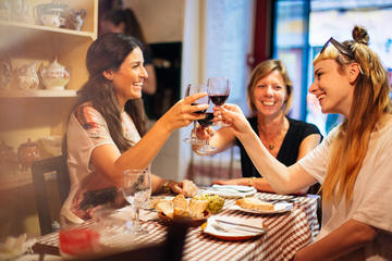 Private Flavours of Lisbon: Wine and Tapas Tour