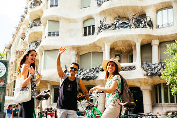 Private Gaudi Bike Tour with a Local