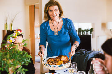 Private Greek Home Lunch With Locals in Athens