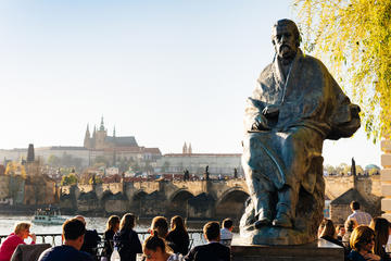Private Highlights of Prague: Old and New Town