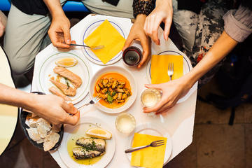 Private Tapas and Portuguese Fado Tour