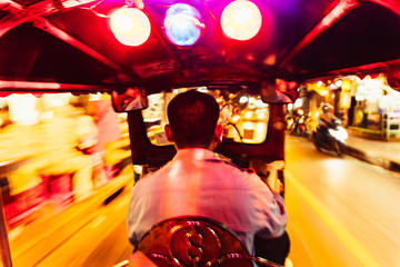 Private Tour: Bangkok by Night with a Local