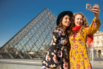 Private Tour of the Louvre with Skip the Line