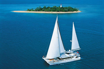 Low Isles Great Barrier Reef Sailing Cruise from Cairns
