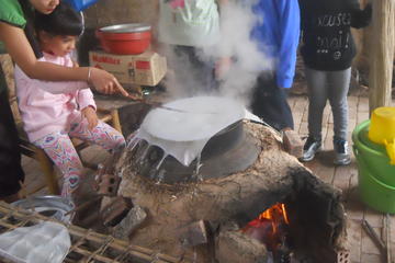 Full-Day Kim Bong Village Tour by Bike from Hoi An