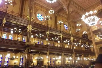 Private Jewish Budapest Tour with a Jewish Tour Guide from a Holocaust Survival Family