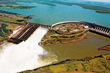 Itaipu Dam Half-Day Sightseeing Tour from Foz do Iguaçu