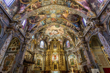 Valencia Holy Grail Guided Tour and Tourist Bus