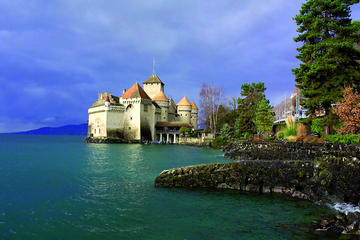 Swiss Riviera Day Trip Including Montreux and Chaplin's World from Lausanne