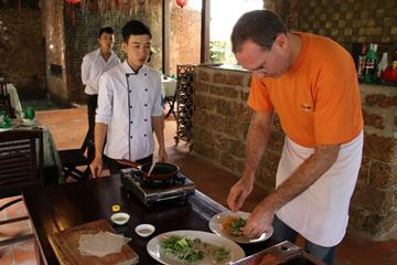 Hoi An Culinary Tour and Cooking Class with River Cruise
