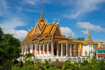 Private Tour: Phnom Penh City Tour including the Silver Pagoda