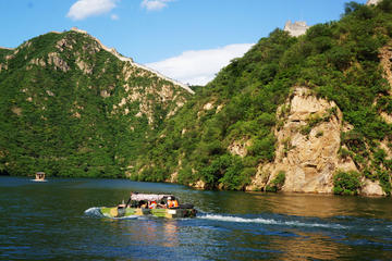 Private Day Tour: Speed Boating and Hiking At Huanghuacheng Water...