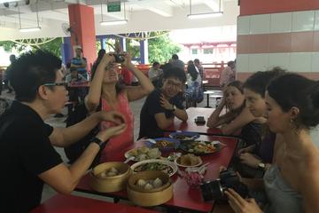 Chinatown Morning food Tour in Singapore