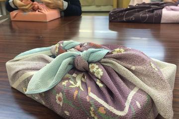 Traditional 'Furoshiki' Art Class in Nagoya