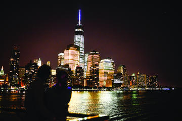 New York City Holiday Dinner Cruise