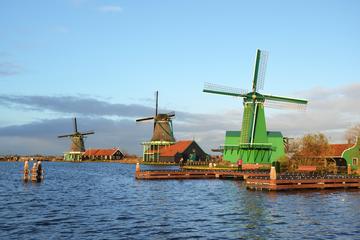 Bus Tour to the Windmill Village Zaanse Schans & A'DAM Outlook