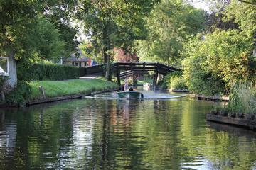 Full day tour with luxury minivan to Giethoorn