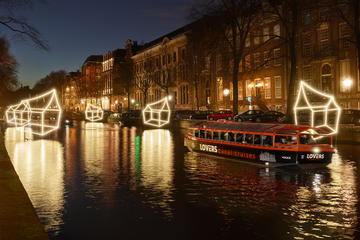Amsterdam Semi-Open Canal Boat: Water Colors Cruise of the Amsterdam Light Festival