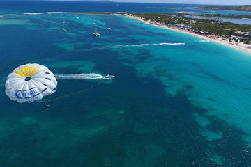 Private Snorkeling and Parasailing Package from Philipsburg