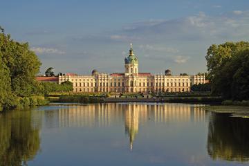 Tour, classical afternoon concert and gala dinner at Charlottenburg Palace