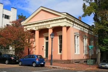 Private History of Old Town Alexandria Walking Tour