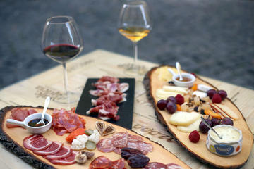 Lisbon Wine and Tapas Tasting
