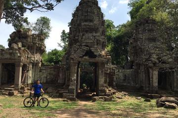 Angkor Bicycle Tour: Daily Life Surrounding Ancient Temples