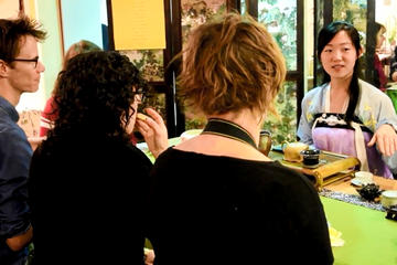 Sydney Discovery Tour Taste and Experience the Culture of Chinatown