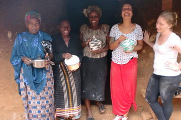 Uganda Discovery Tour: Cultural Immersion through Art and Food