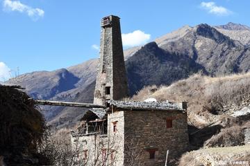 Qiang-style Bulwarks and Folk houses Tour